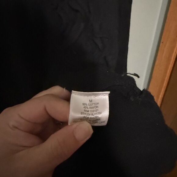 Romeo & Juliet Couture Open Front Ruffle Sweater Size L NWT M Black - Picture 5 of 7